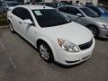 Polar White 2009 Saturn Aura XR