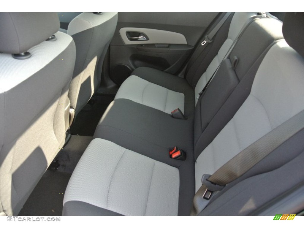 2014 Cruze LS - Rainforest Green Metallic / Jet Black/Medium Titanium photo #14
