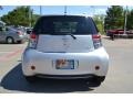 Classic Silver Metallic - iQ  Photo No. 4