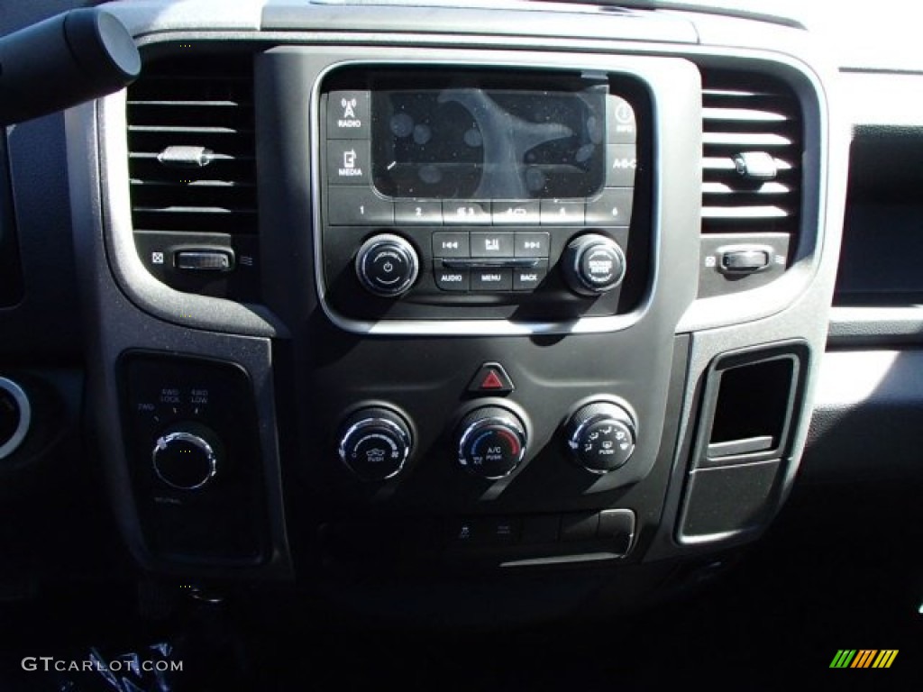 2014 1500 Express Crew Cab 4x4 - Bright White / Black/Diesel Gray photo #16