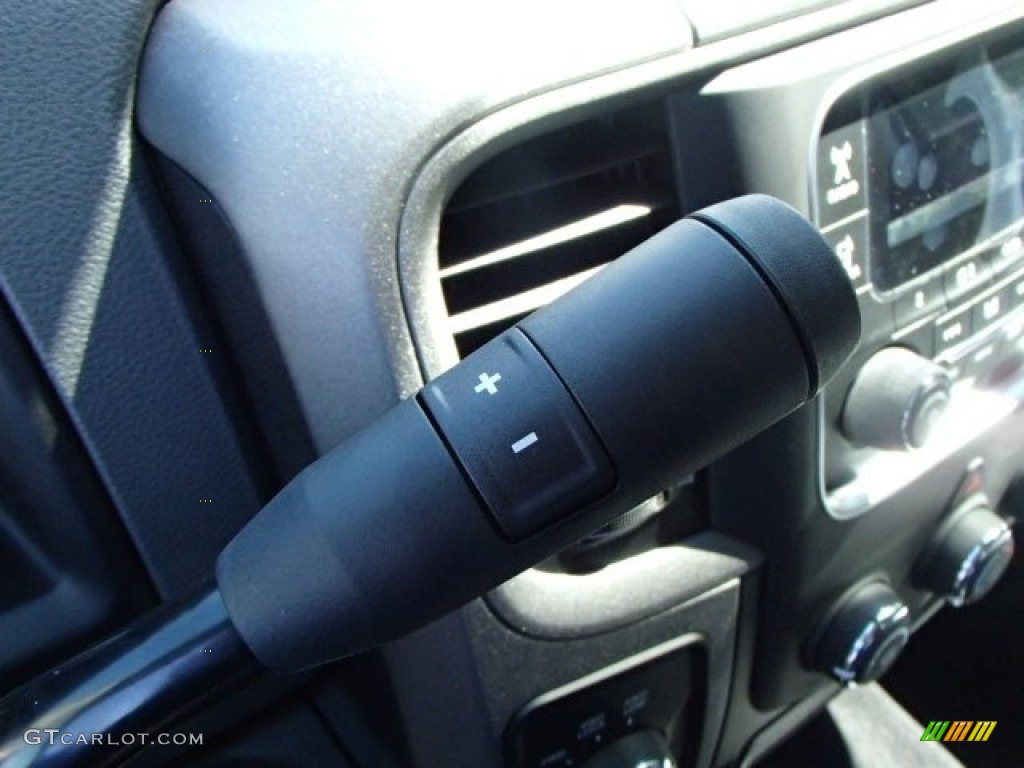 2014 Ram 1500 Express Crew Cab 4x4 Transmission Photos