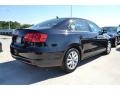 Black - Jetta SE Sedan Photo No. 2