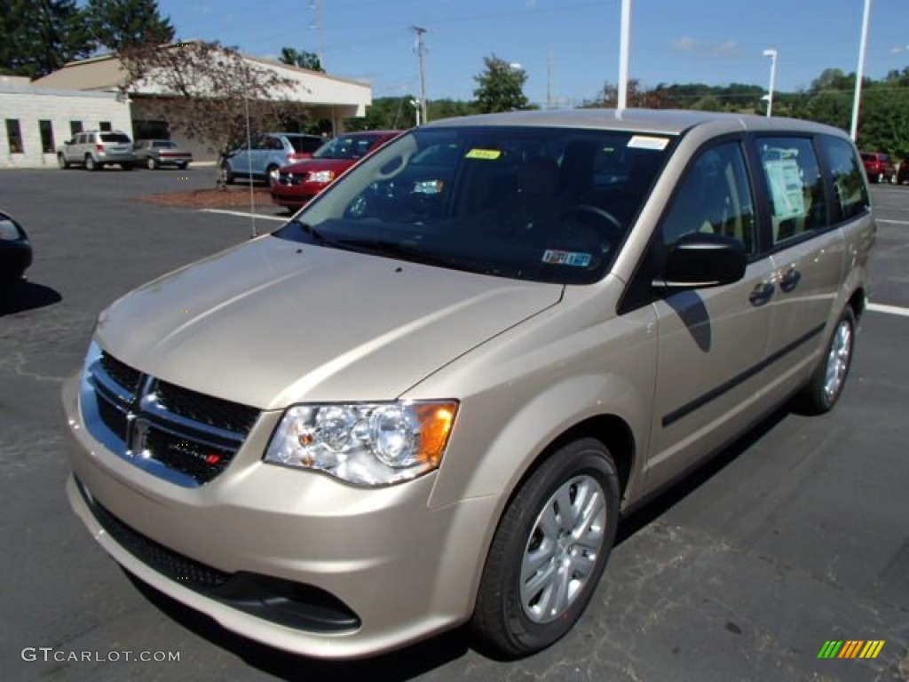 Cashmere Pearl 2014 Dodge Grand Caravan American Value Package Exterior Photo #85313252