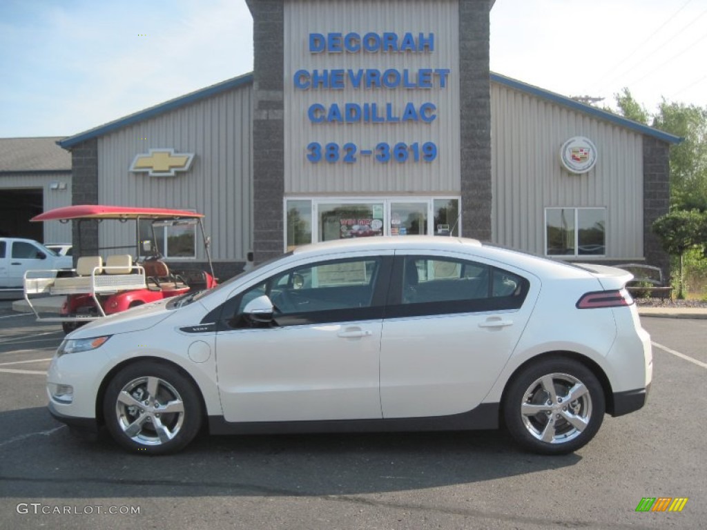 2014 Volt  - White Diamond Tricoat / Pebble Beige/Dark Accents photo #1