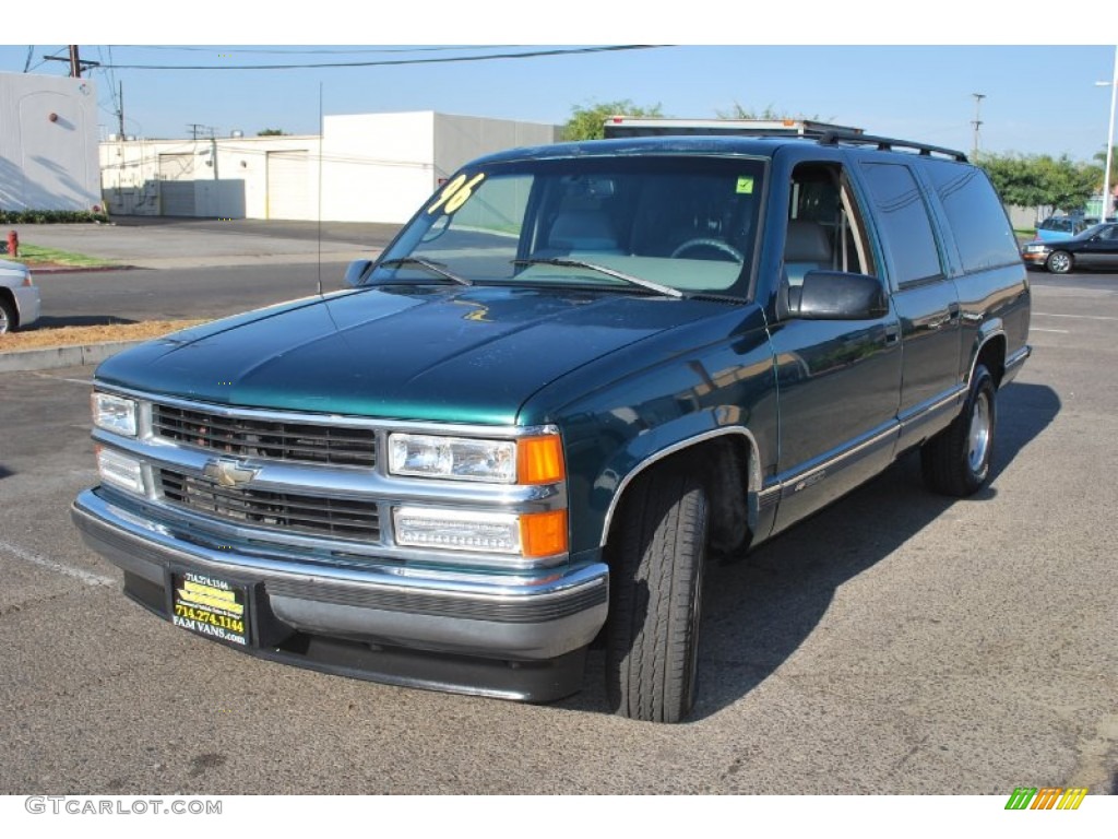 1996 Suburban C1500 - Emerald Green Metallic / Pewter photo #7