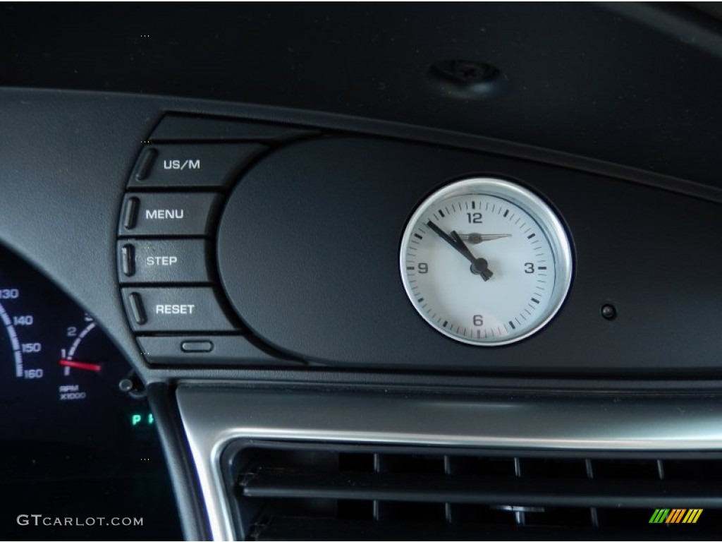 2006 Chrysler Pacifica Touring Controls Photos