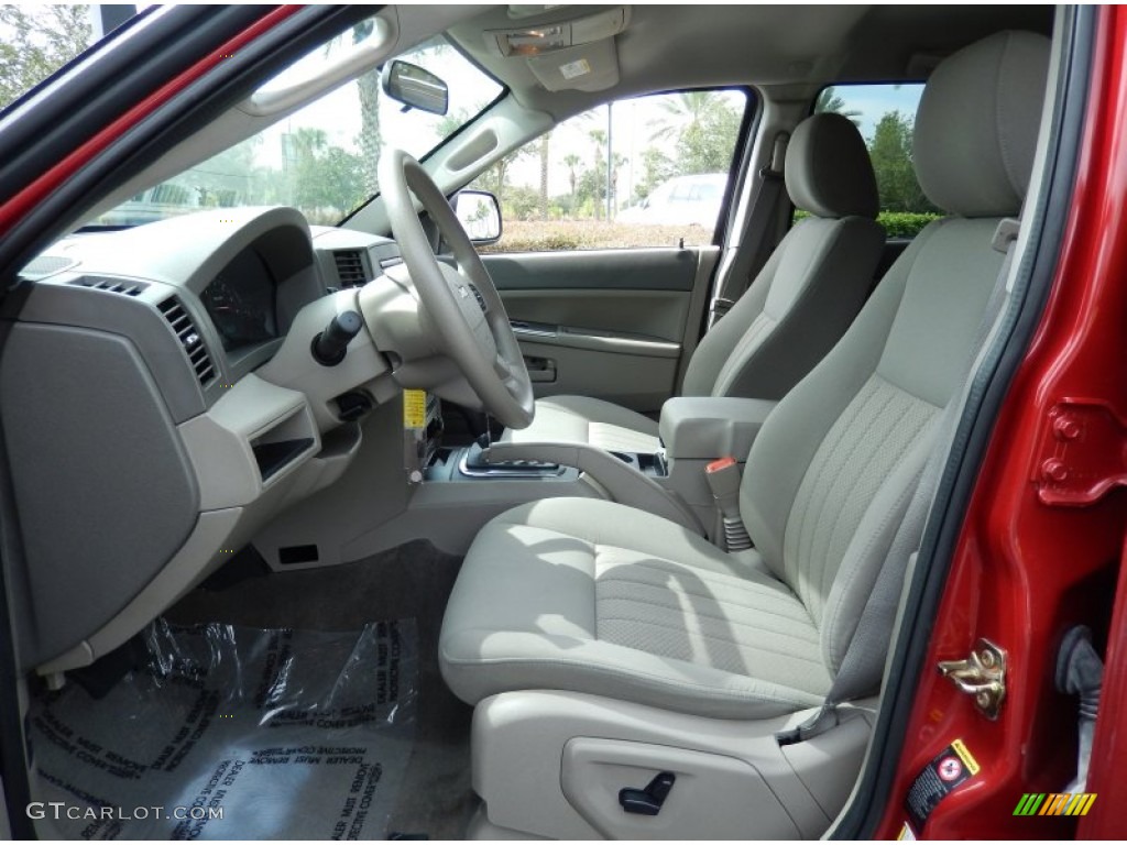 2005 Jeep Grand Cherokee Laredo Front Seat Photo #85316168