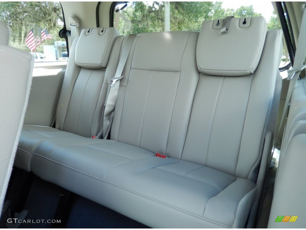 2014 Ford Expedition Limited 4x4 Rear Seat Photo #85317198