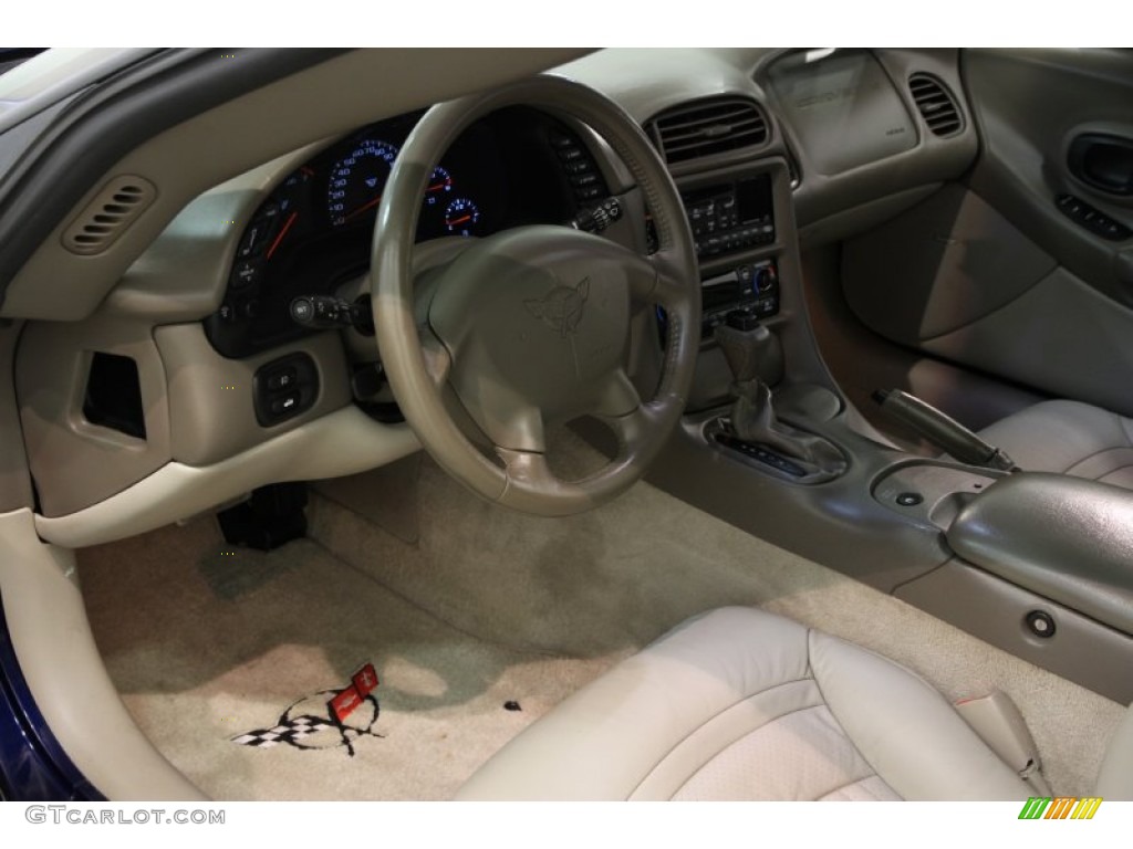 Shale Interior 2004 Chevrolet Corvette Coupe Photo #85318832