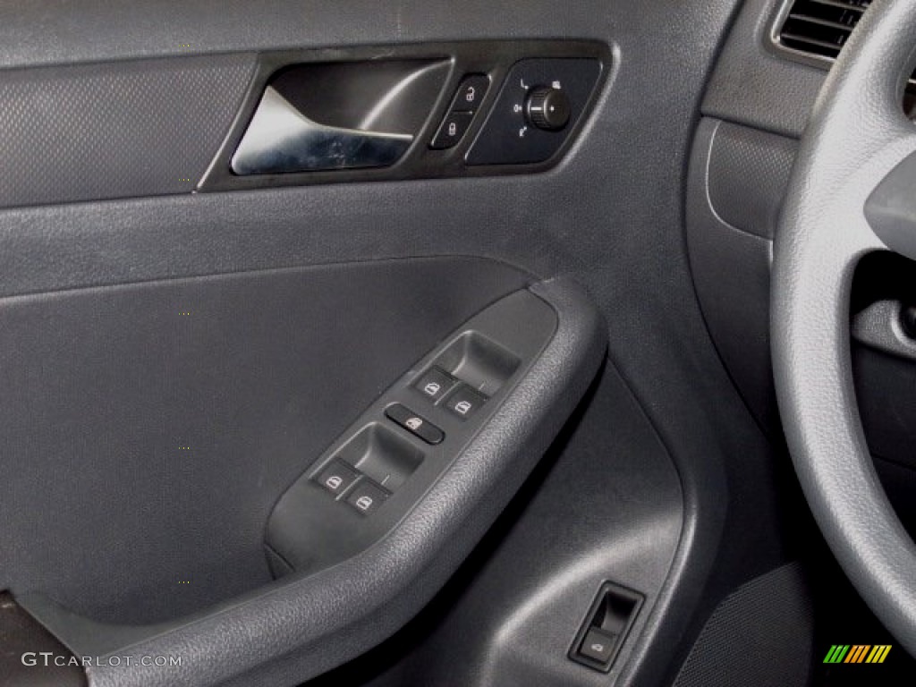 2014 Jetta S Sedan - Platinum Gray Metallic / Titan Black photo #14