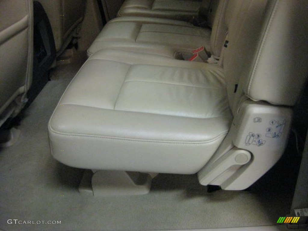 2009 Expedition EL XLT 4x4 - Sangria Red Metallic / Camel photo #12