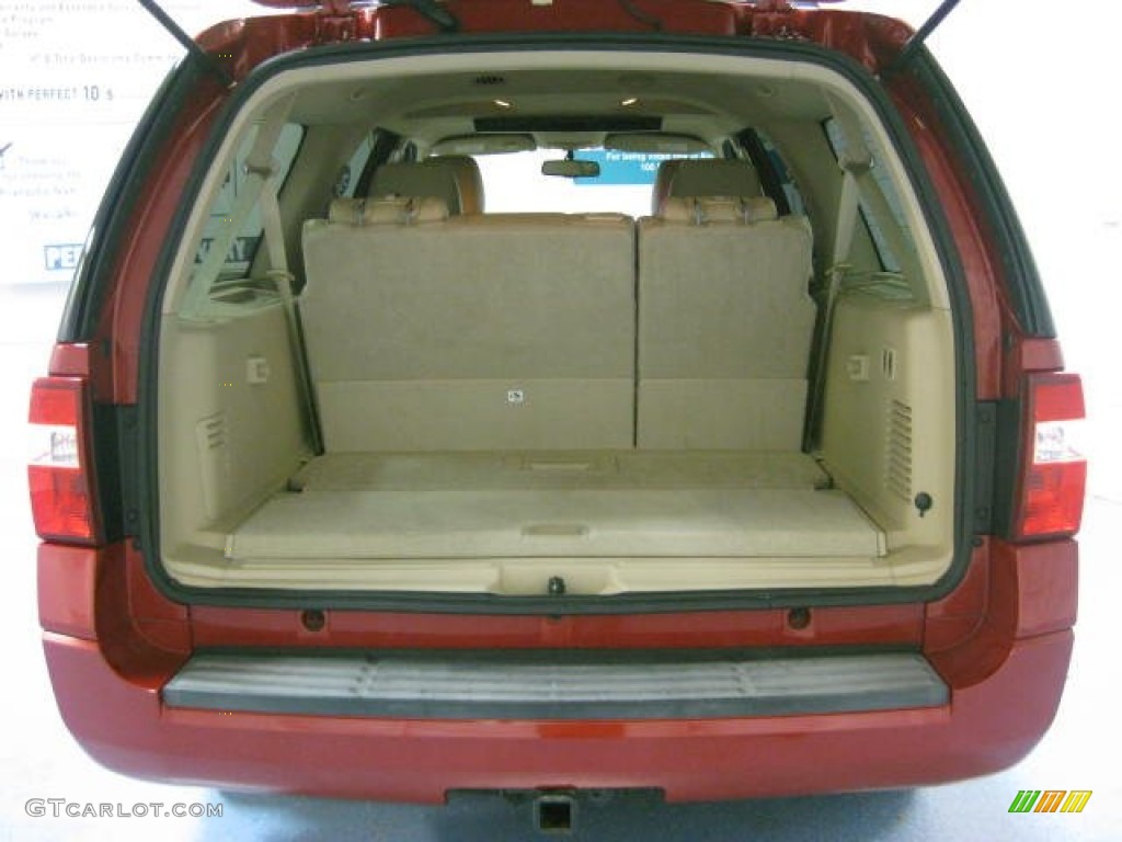 2009 Expedition EL XLT 4x4 - Sangria Red Metallic / Camel photo #20