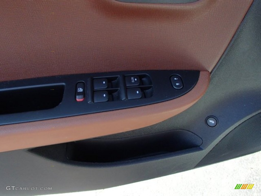 2009 Aura XR V6 - Polar White / Morocco Brown photo #13