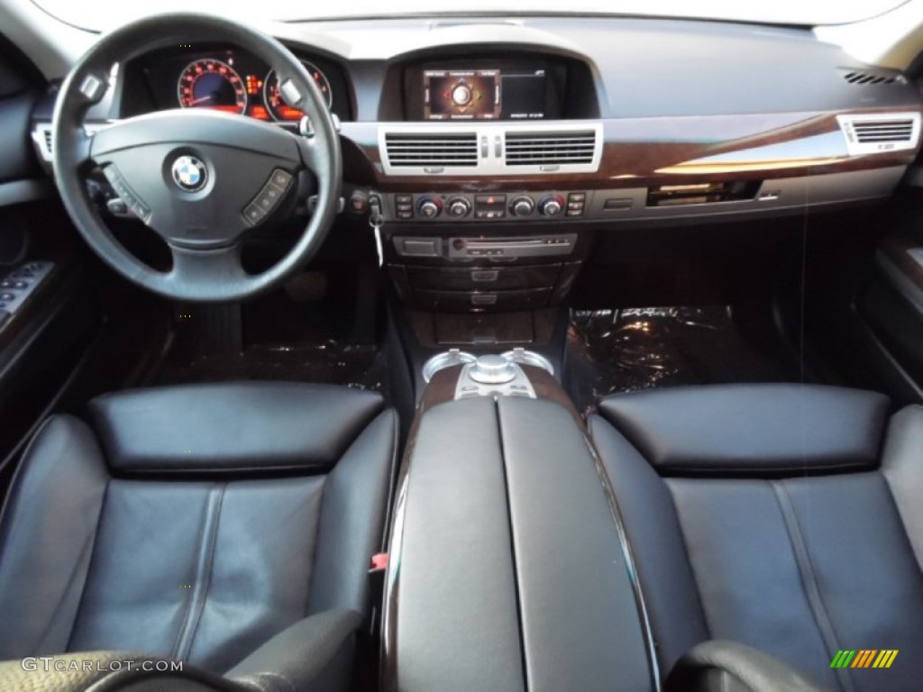 2007 7 Series 750i Sedan - Black Sapphire Metallic / Black photo #26