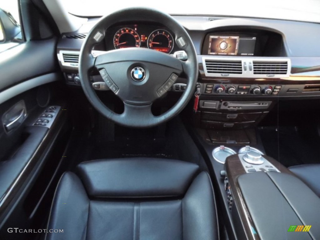 2007 7 Series 750i Sedan - Black Sapphire Metallic / Black photo #31