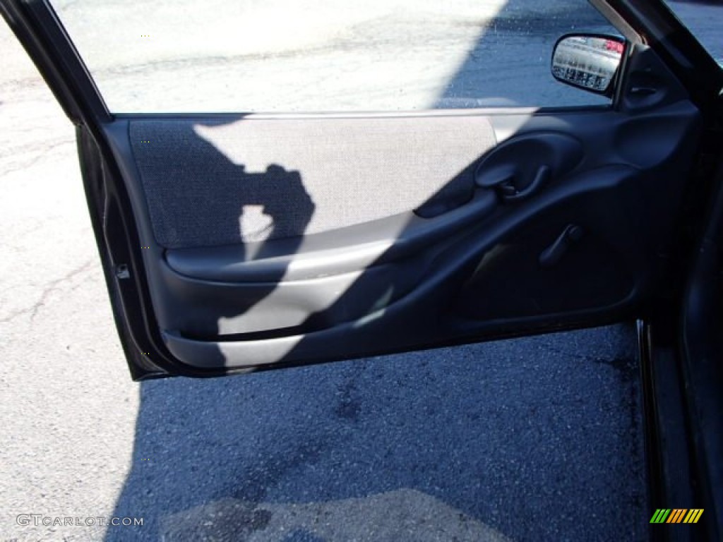 1997 Sunfire SE Coupe - Black / Graphite photo #10