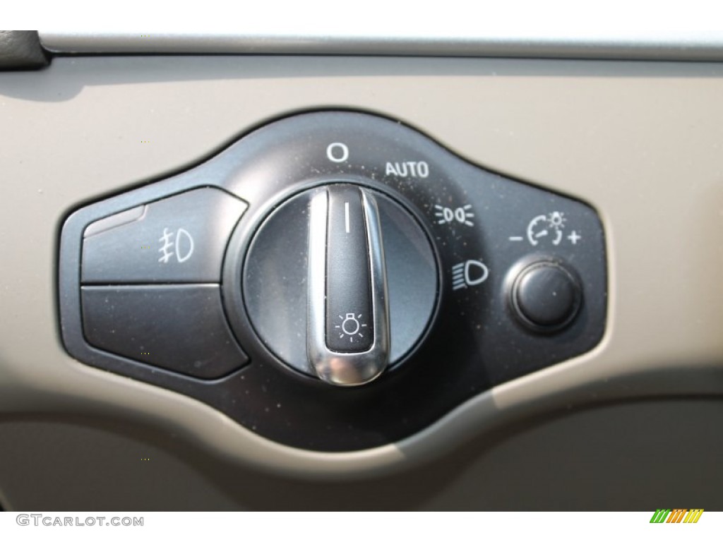 2011 Audi A5 2.0T quattro Coupe Controls Photo #85326956