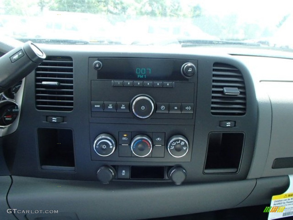 2014 Silverado 3500HD WT Regular Cab Utility Truck - Summit White / Dark Titanium photo #17