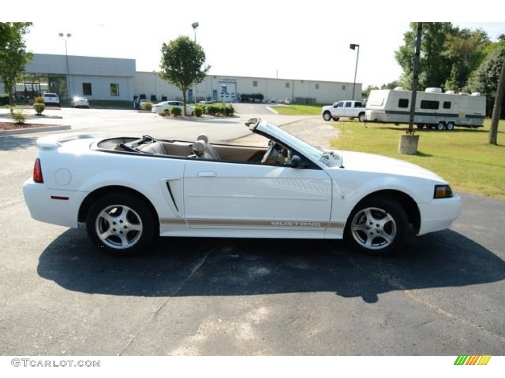 2003 Mustang V6 Convertible - Oxford White / Medium Parchment photo #4