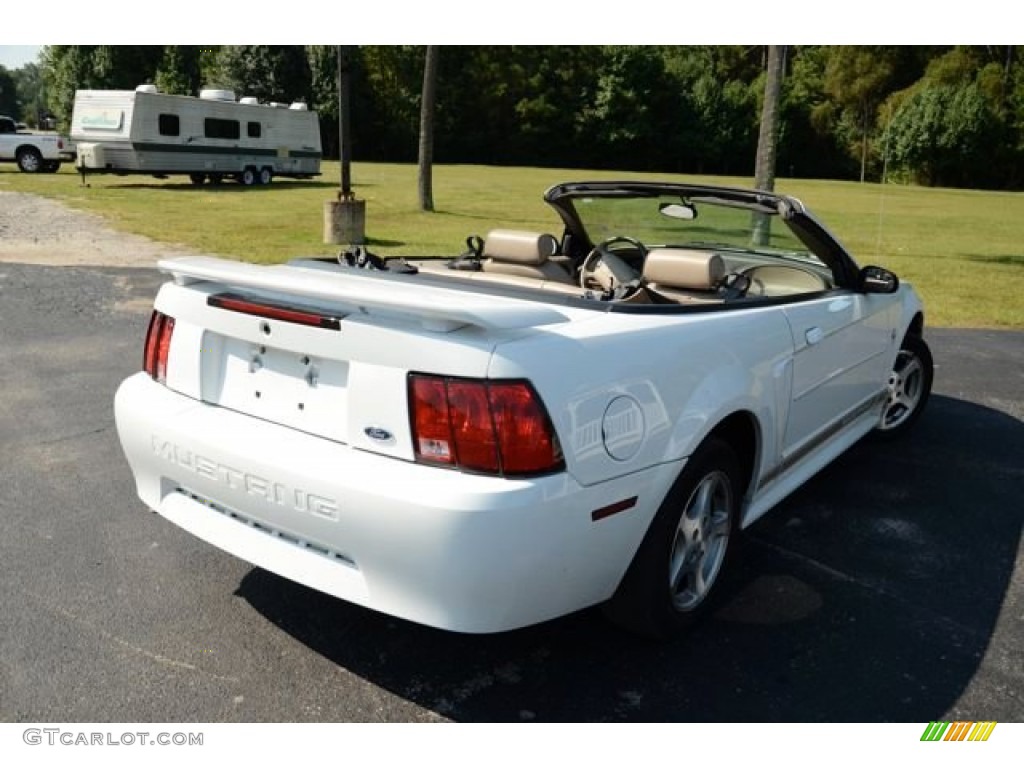 2003 Mustang V6 Convertible - Oxford White / Medium Parchment photo #5