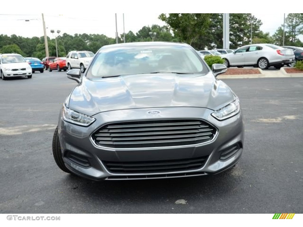 2014 Fusion SE - Sterling Gray / Charcoal Black photo #2