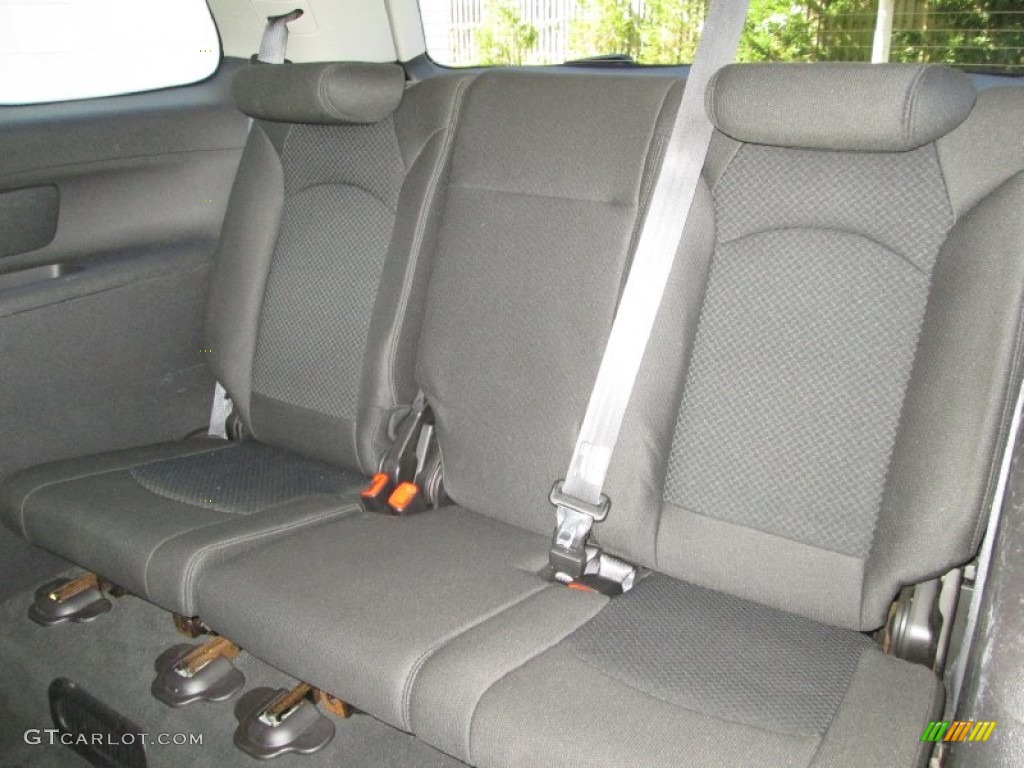 2007 Outlook XR AWD - Dark Spiral Gray Metallic / Gray photo #19