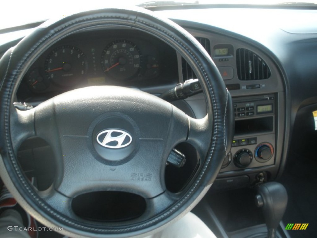 2005 Elantra GLS Sedan - Electric Red Metallic / Gray photo #18
