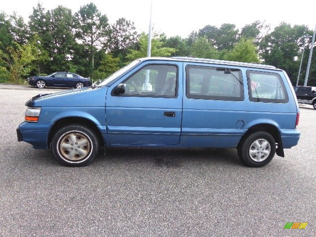 1995 Voyager LE - Light Royal Blue Satin Glow Metallic / Gray photo #5