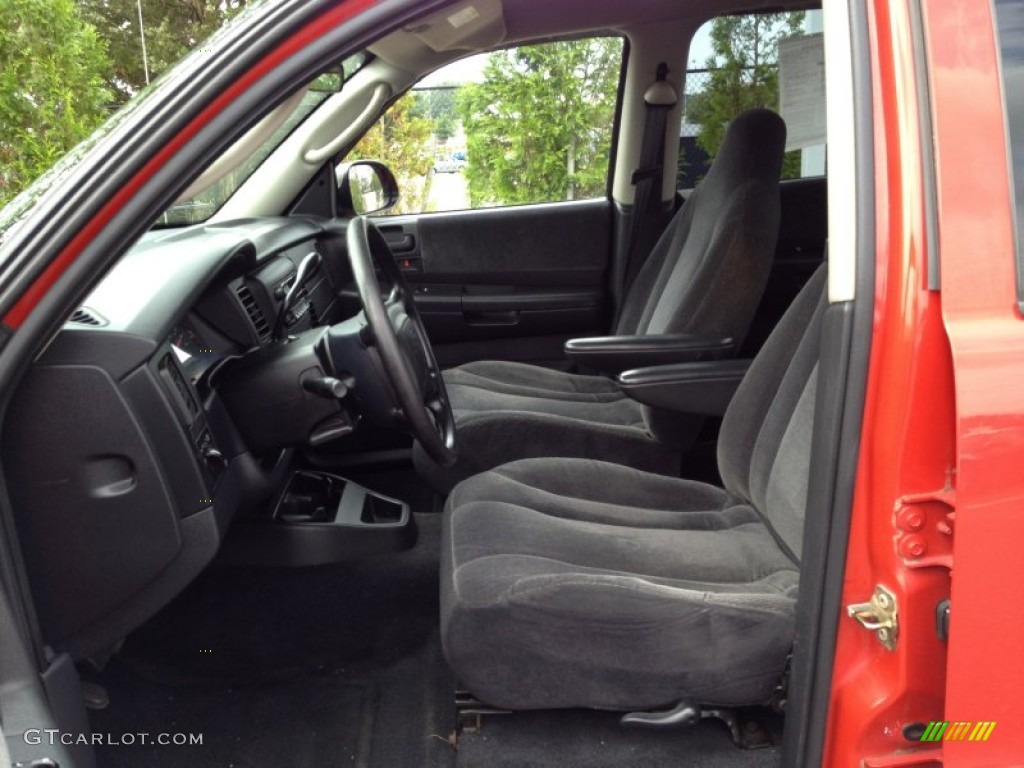 2004 Dakota SXT Quad Cab 4x4 - Flame Red / Dark Slate Gray photo #11