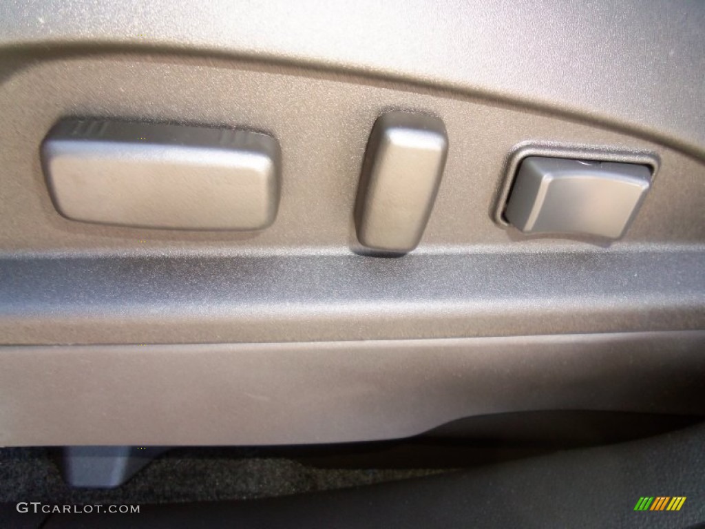 2013 Equinox LT AWD - Silver Ice Metallic / Light Titanium/Jet Black photo #28