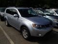 Cool Silver Metallic 2009 Mitsubishi Outlander ES 4WD