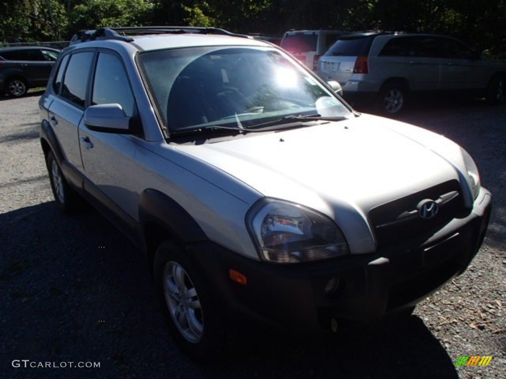 2007 Tucson SE 4WD - Platinum Metallic / Gray photo #1