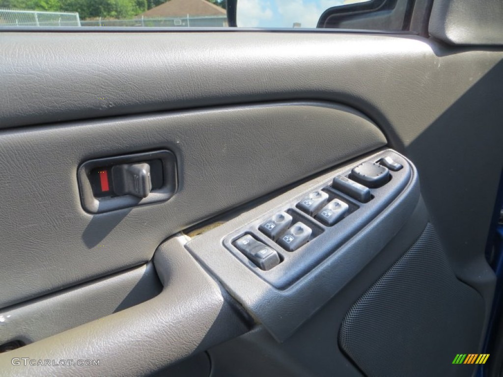 2004 Sierra 2500HD SLT Crew Cab - Marine Blue Metallic / Dark Pewter photo #30