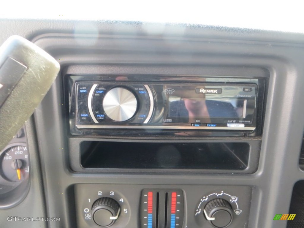 2004 Sierra 2500HD SLT Crew Cab - Marine Blue Metallic / Dark Pewter photo #35