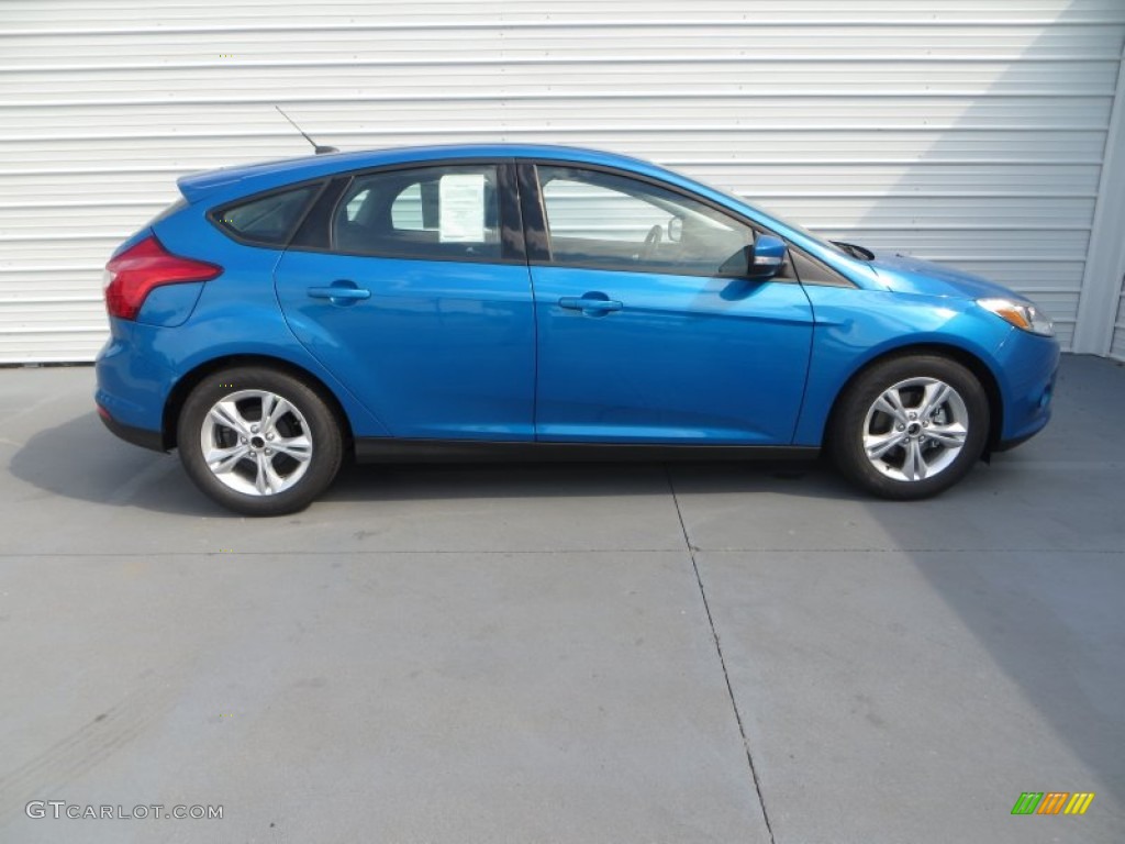 Blue Candy 2014 Ford Focus SE Hatchback Exterior Photo #85348556