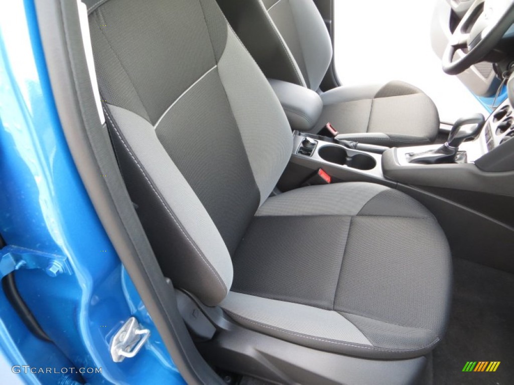 2014 Focus SE Hatchback - Blue Candy / Charcoal Black photo #19