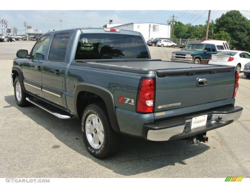 2006 Silverado 1500 LT Crew Cab 4x4 - Blue Granite Metallic / Tan photo #4