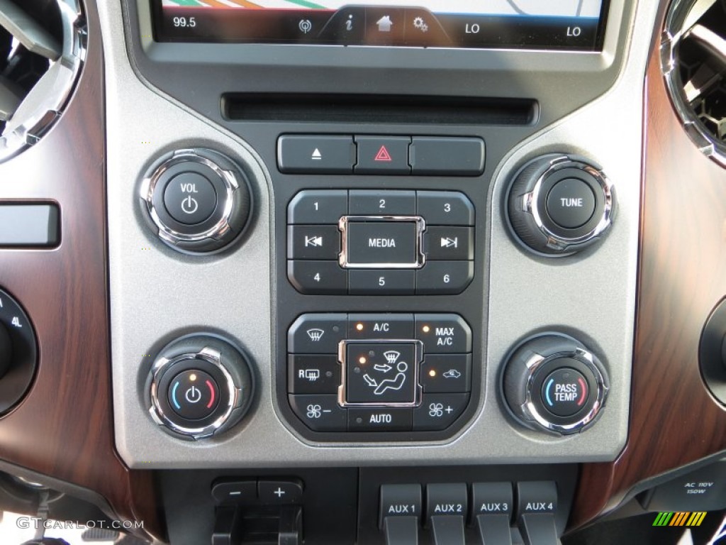 2014 Ford F350 Super Duty Lariat Crew Cab 4x4 Dually Controls Photo #85350864