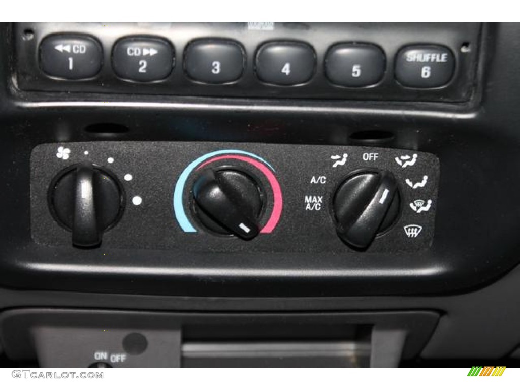 2001 Ranger XLT SuperCab - Black Clearcoat / Dark Graphite photo #34