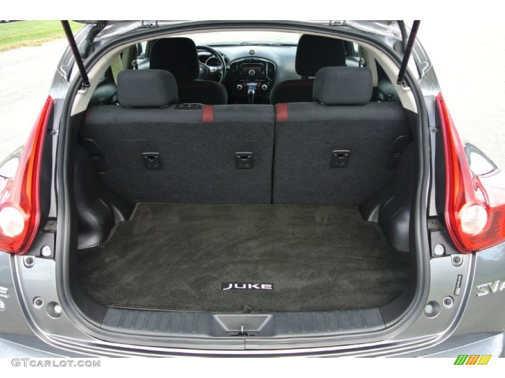2011 Nissan Juke SV AWD Trunk Photos