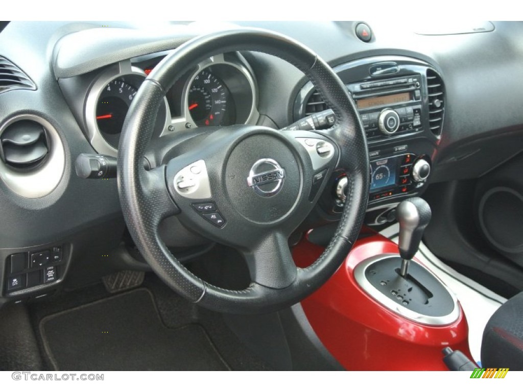 2011 Nissan Juke SV AWD Black/Red w/Red Trim Dashboard Photo #85352405
