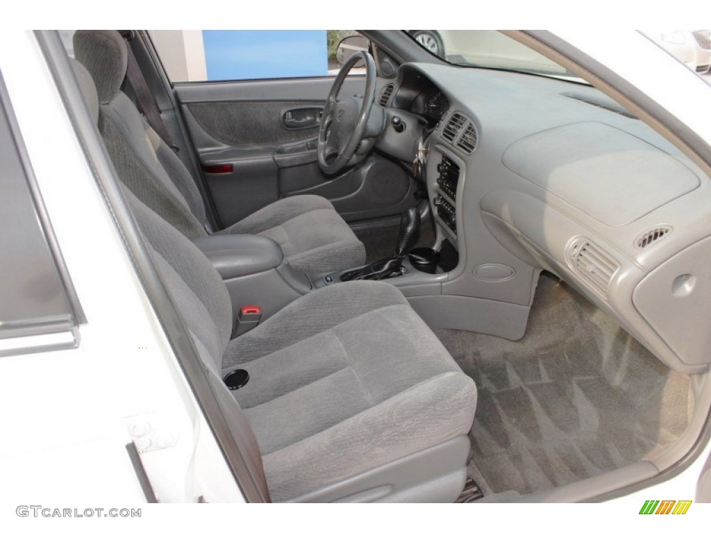 1998 Intrigue  - Bright White / Gray photo #7