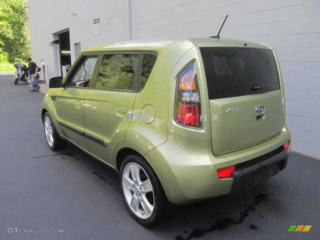 Alien Green 2010 Kia Soul ! Exterior Photo #85357231