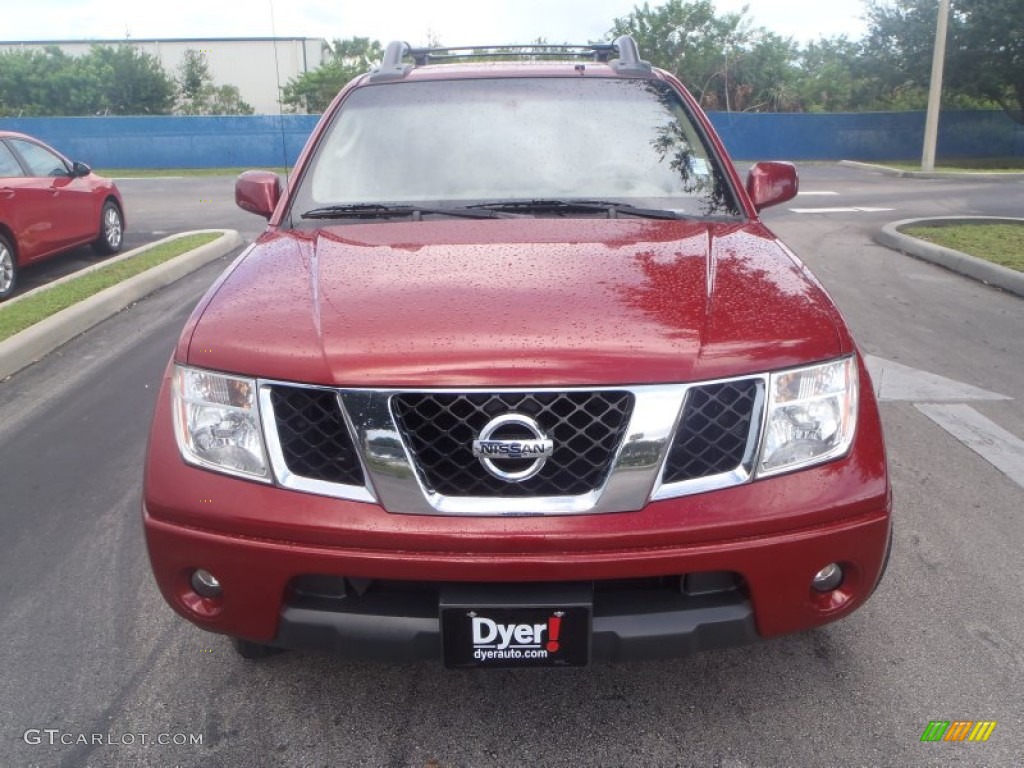 2007 Frontier LE Crew Cab - Red Brawn / Desert photo #2