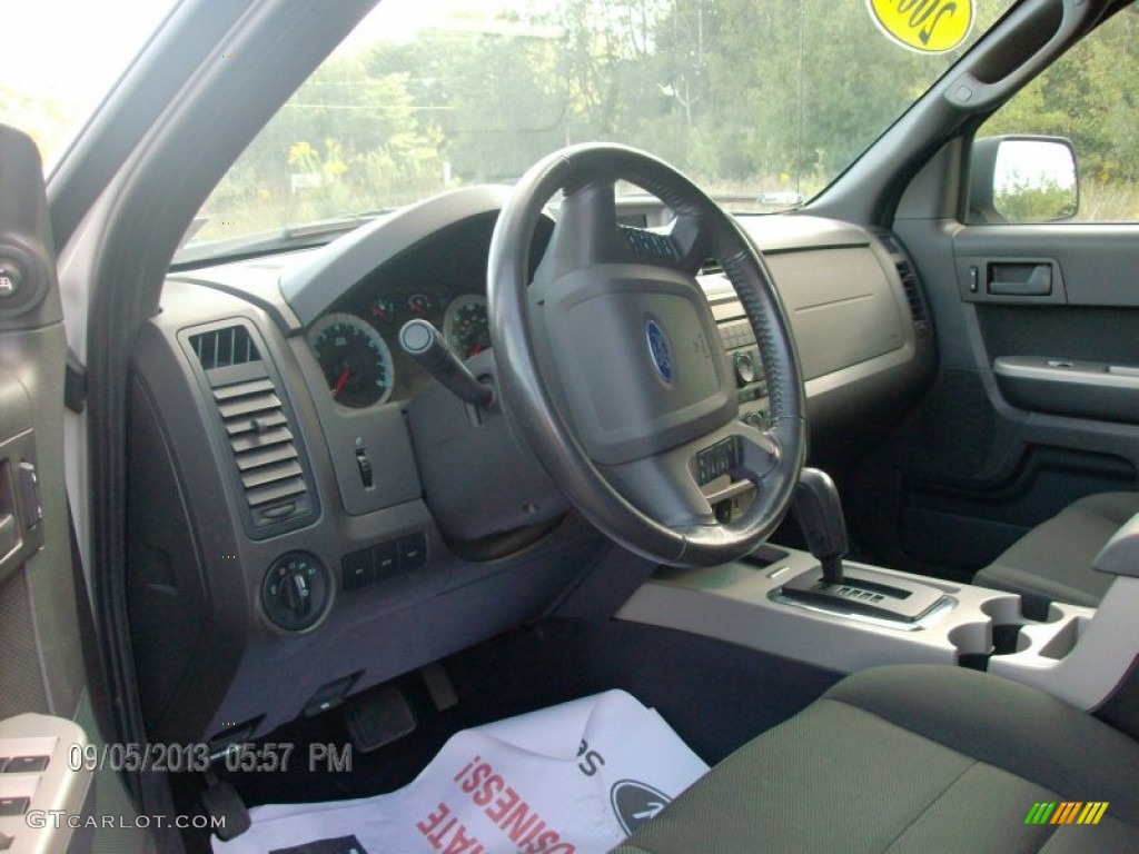 2009 Escape XLT V6 4WD - Light Sage Metallic / Stone photo #8