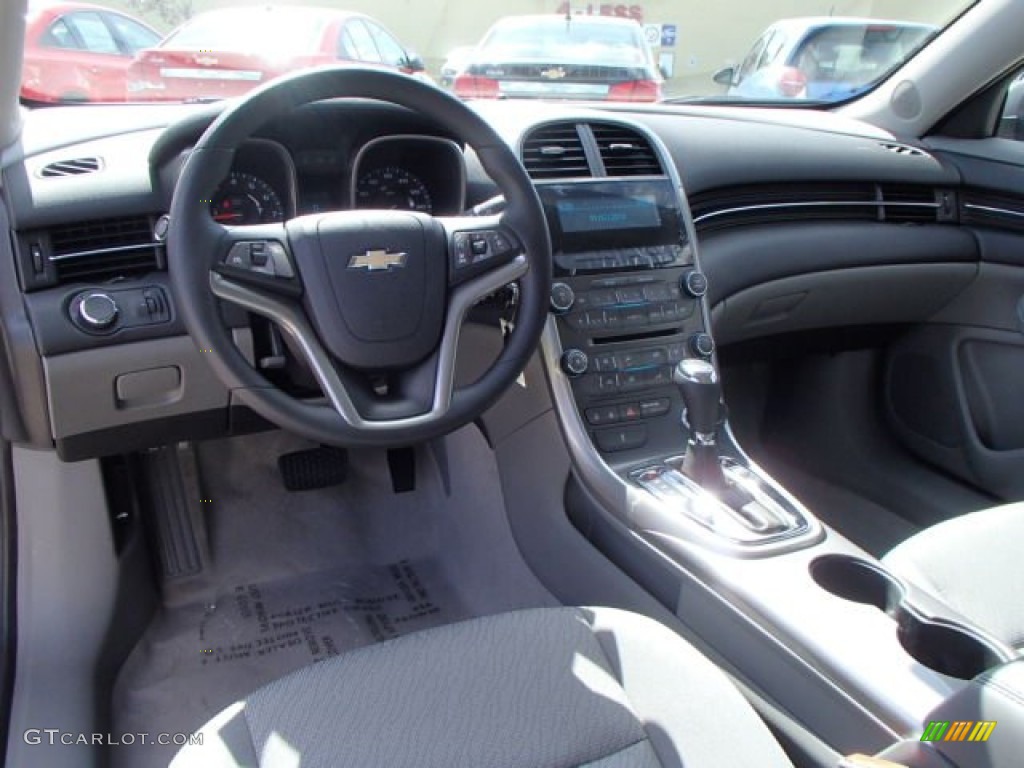 2013 Malibu LS - Champagne Silver Metallic / Jet Black/Titanium photo #14