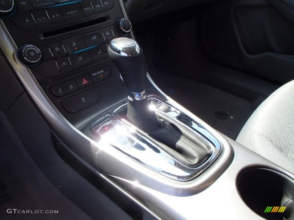 2013 Malibu LS - Champagne Silver Metallic / Jet Black/Titanium photo #17