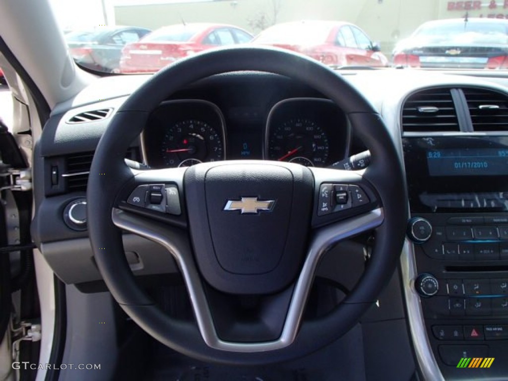 2013 Malibu LS - Champagne Silver Metallic / Jet Black/Titanium photo #18