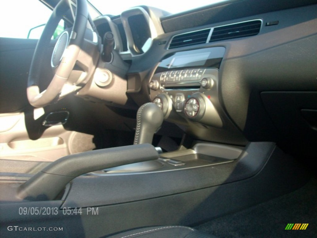 2011 Camaro LT/RS Coupe - Synergy Green Metallic / Black photo #10