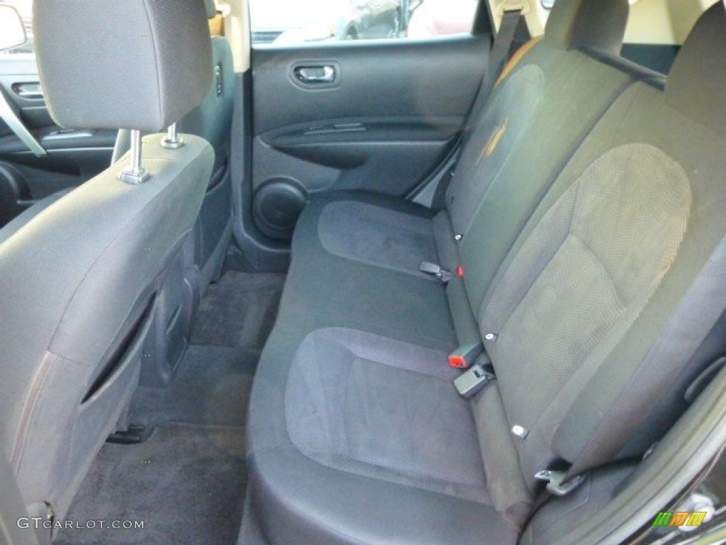2011 Rogue S AWD - Wicked Black / Black photo #5